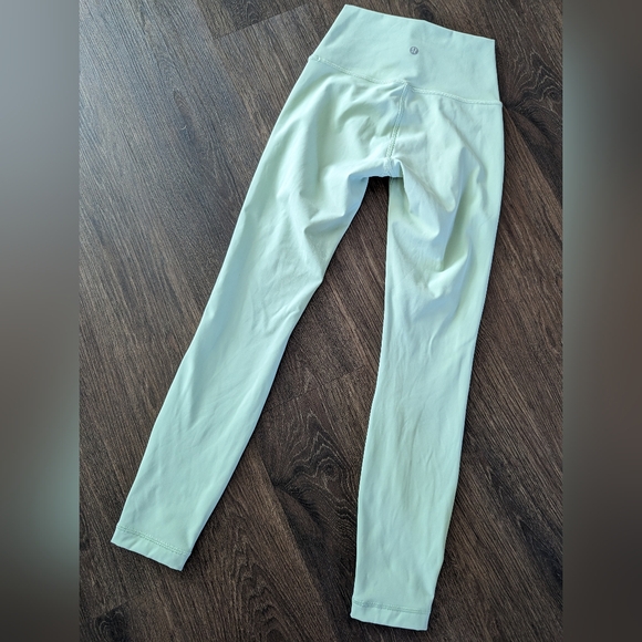 Lululemon Wunder Under High-Rise Tight 25" - Picture 5 of 8